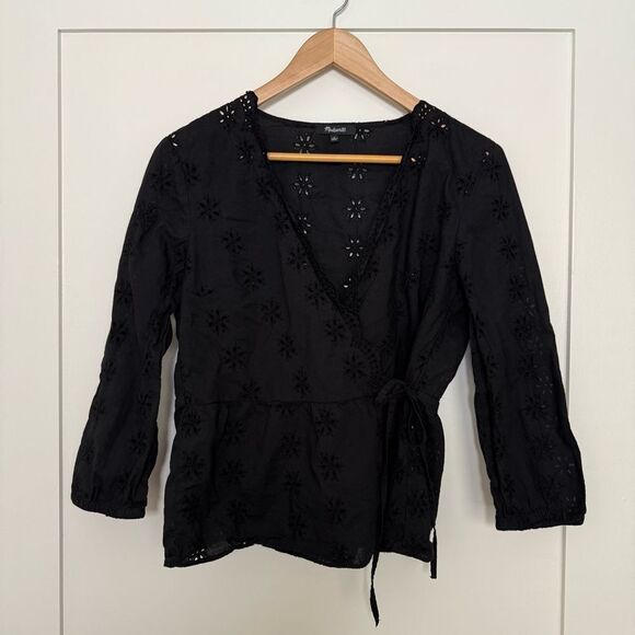 Madewell Wrap Top Womens Sz Small Black Scalloped Eyelet Floral Boho Feminine - Picture 1 of 10
